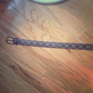 Authentic Louis Vuitton men's belt!