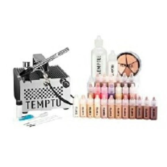 Temptu S One Airbrush and makeup