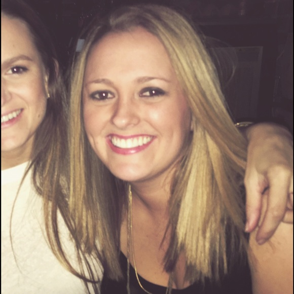 Meet your Posher, Melissa