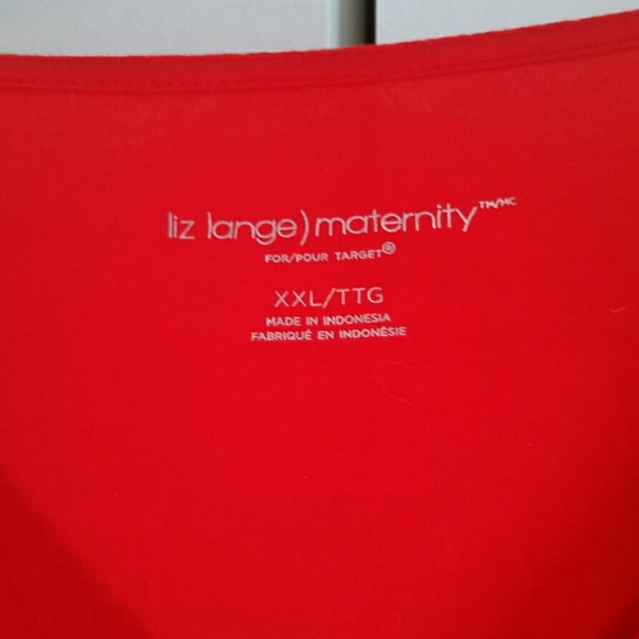 Red Tshirt with maroon bottom trim - Picture 3 of 3