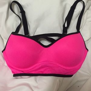 VS pink sport bra