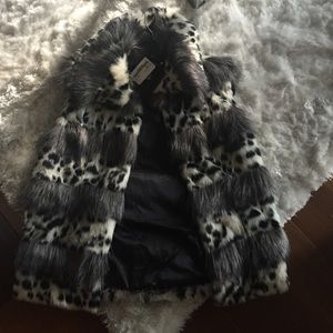 Faux fur Vest