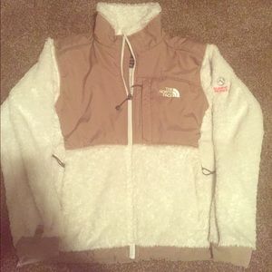 Womens north face coat size small