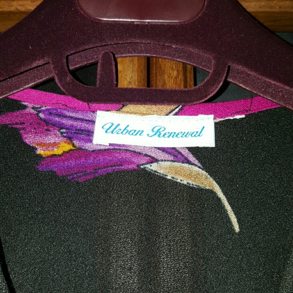 SOLD LOCALLY🤘 Vintage floral peplum top - Picture 2 of 4