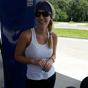 Meet your Posher, Abigail