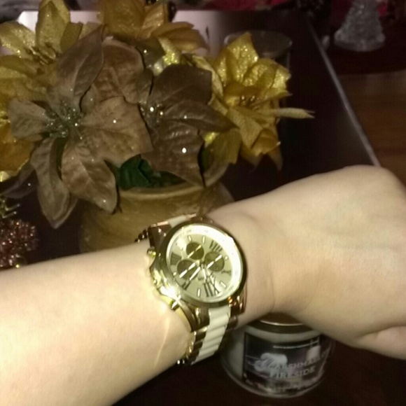 Watch...buy with free gift or get this free