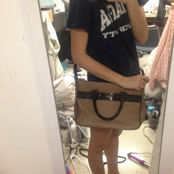 Kate Spade Purse with Bow - Picture 4 of 4