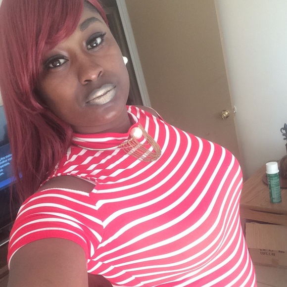 Meet your Posher, Renee - Picture 3 of 4