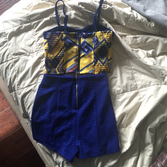 Crop top & shorts combo!! - Picture 2 of 3