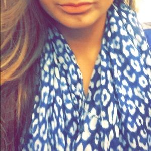 Meet your Posher, Saiqa