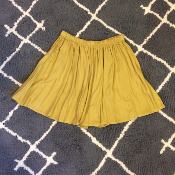 Gap yellow a line skirt