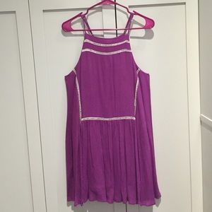 purple dress, flowy dress (not restricting)