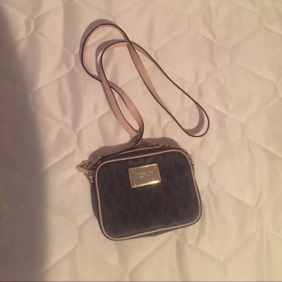 MK CROSS BODY - Picture 3 of 4