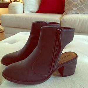 Michael Antonio black cut out booties