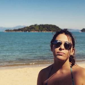 Meet your Posher, Camila