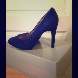 Jessica Simpson Suede Pumps