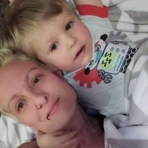 Meet your Posher, Crystal