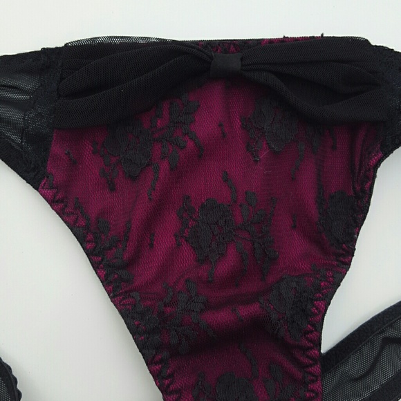 Dainty Magenta Pink W/ Black Lace Lingerie Bundle - Picture 4 of 4