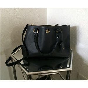 Tory Burch Robinson Zip Tote