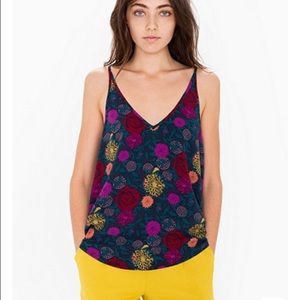 Printed V neck strap cami.