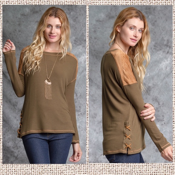 Tops - Knit top with suede details