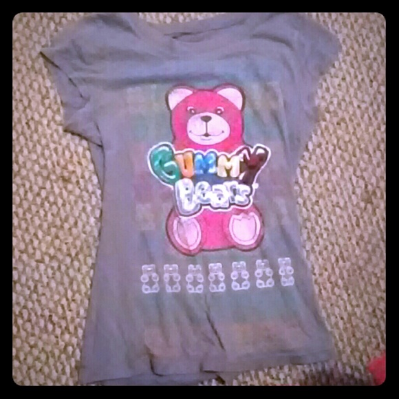 Graphic tee
