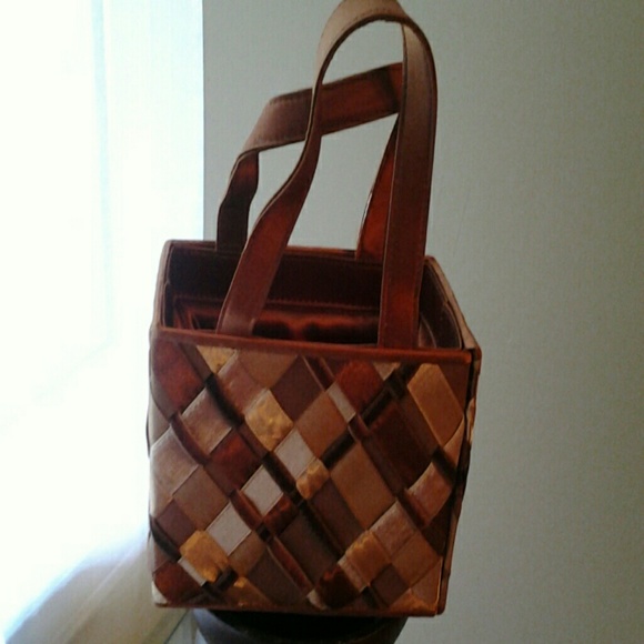 Handmade woven evening bag [2] - Picture 2 of 4