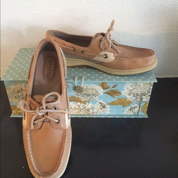 Sperry top sider boat shoes