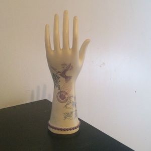 Hand ring holder