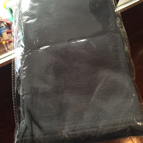 Burgundy High Waist Tummy Control Leggings - Picture 4 of 4