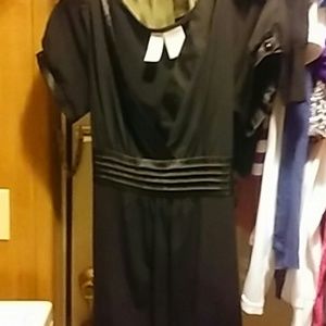 Black V -neck professional look top