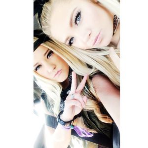 Meet your Posher, Stephani