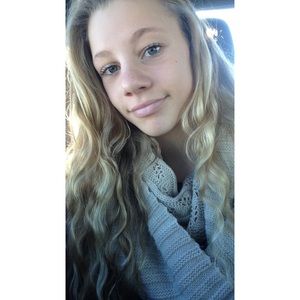 Meet your Posher, Lindsey