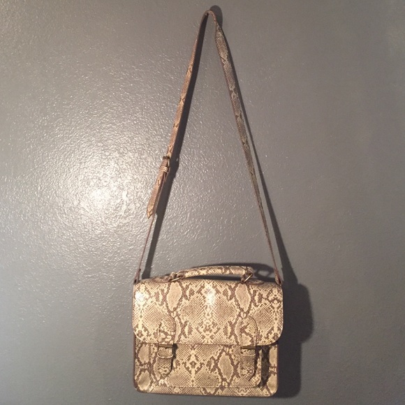 BDG crocodile purse. - Picture 4 of 4