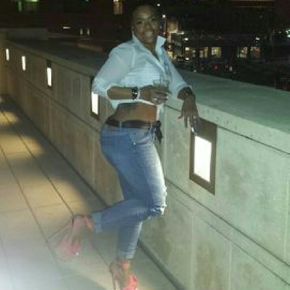 Meet your Posher, Yalonda - Picture 3 of 4