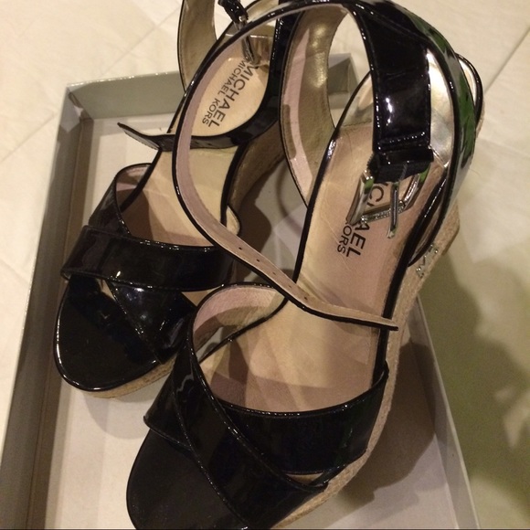 Michael Kors Wedges Sz 7