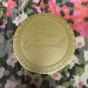 Too Faced Bronzer (Milk Chocolate)