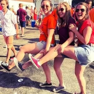 Meet your Posher, Laura