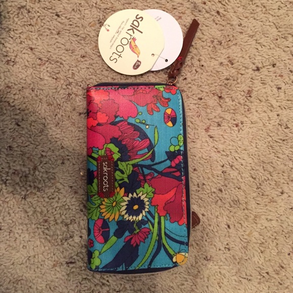 sakroots wallet
