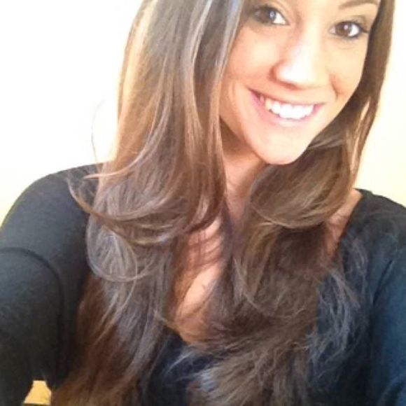 Meet your Posher, Danielle - Picture 1 of 1
