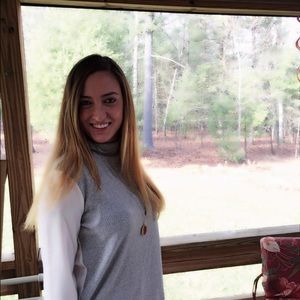 Meet your Posher, Rachele