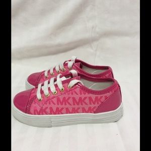 Michael kors kids shoes size 9