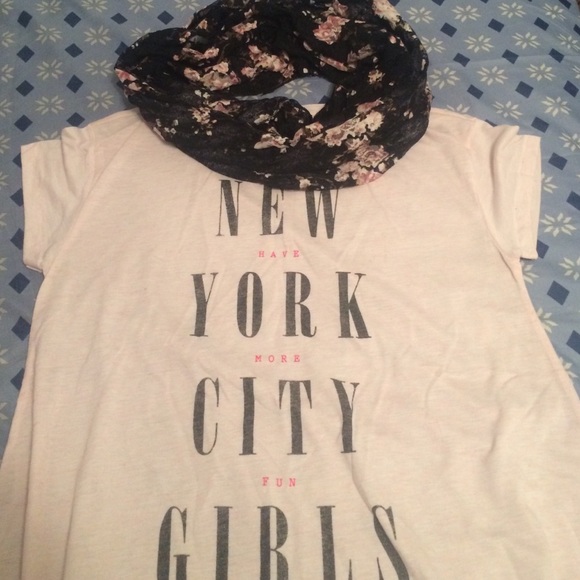 2FOR$10 scarf and pink top