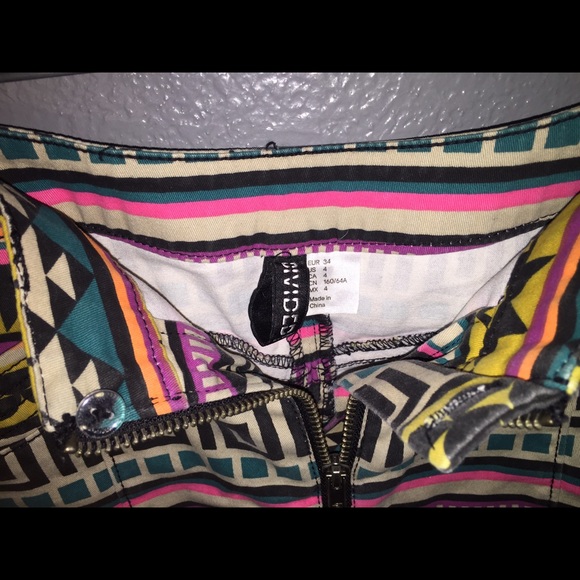 Tribal mini skirt! - Picture 3 of 3