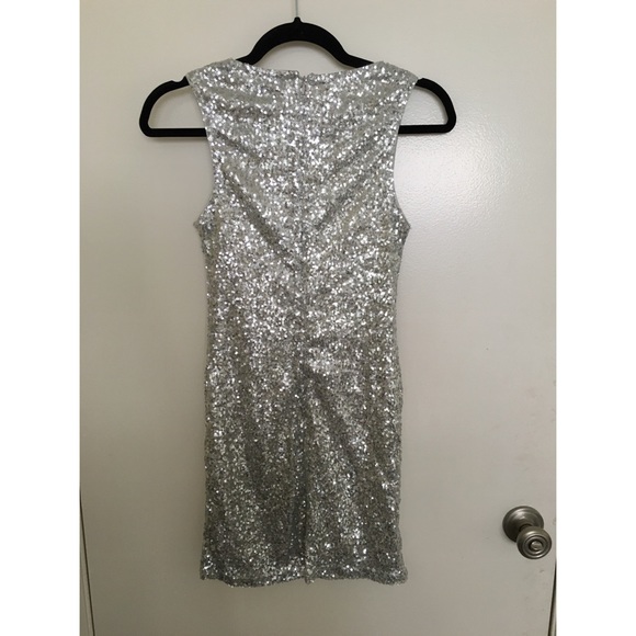 🚫DONATED🚫 Forever 21 Silver Sequin Mini Dress - Picture 2 of 4