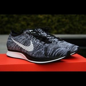 Flyknit Racer Oreo