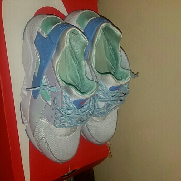 Nike huarches