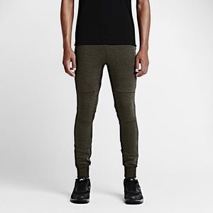 Nike tech fleece