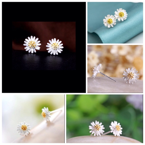 925 SS Chrysanthemum Post Earrings - Picture 2 of 3