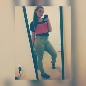 Meet your Posher, A'dele